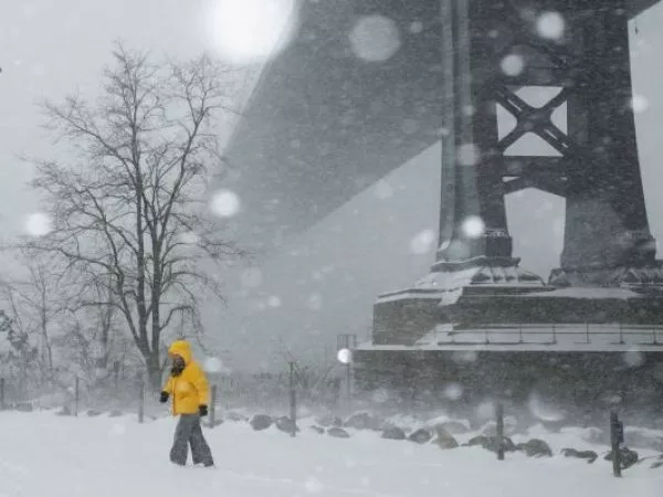 Tormenta invernal deja al menos 34 muertos y más de 530 mil hogares sin electricidad en Estados Unidos