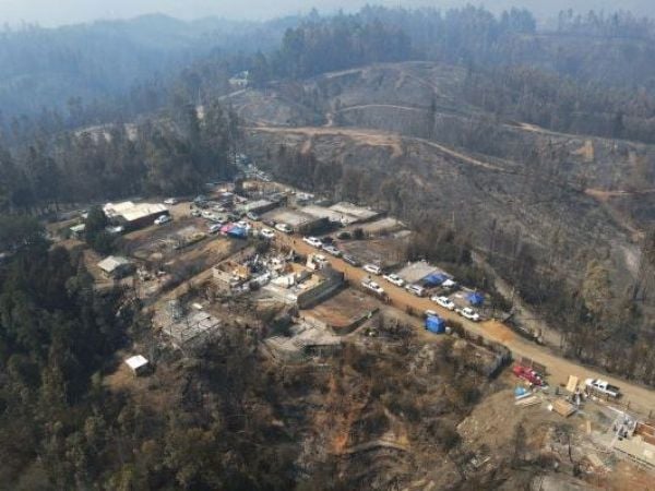 Arista urbano donó 15 viviendas de emergecia a familias damnificadas por incendios