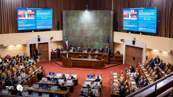 Votación para integrar Chile al CERN.