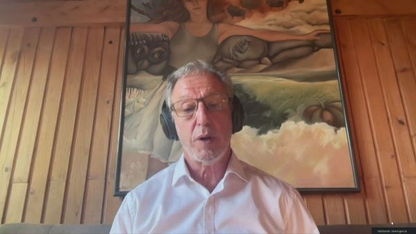 Biministro Álvaro García aborda desafíos demográficos tras proyección de 20,1 millones de habitantes