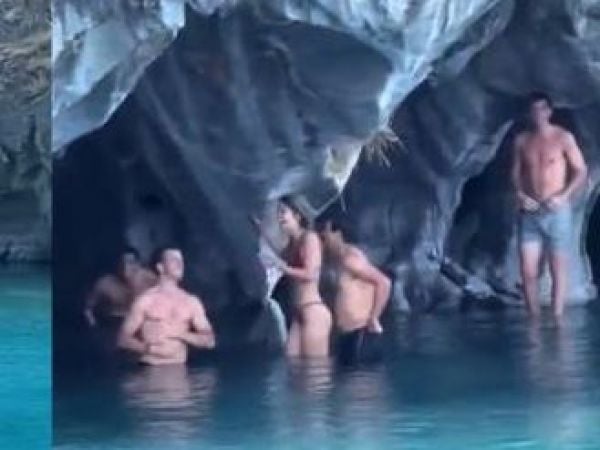Turistas se bañaron junto a las Catedrales de Mármol
