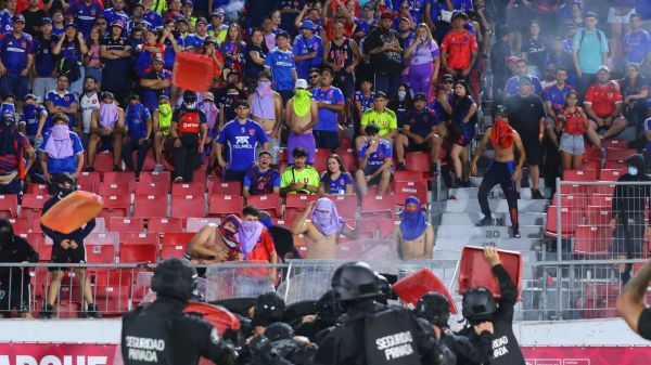 Incidentes en el Estadio Nacional en el partido de la Universidad de Chile y Audax Italiano