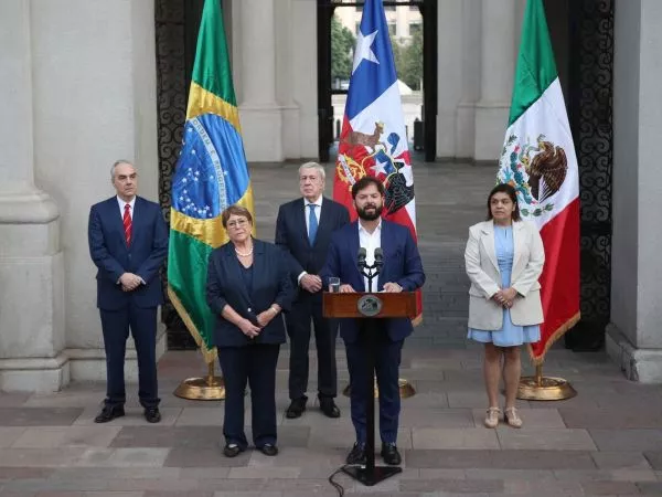 Presidente Boric inscribió candidatura de Michelle Bachelet a la ONU