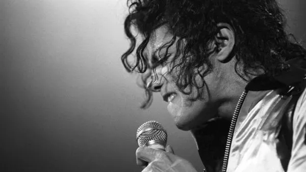 Se filtran audios de Michael Jackson hablando sobre niños: “A veces me meto en problemas”