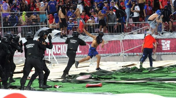 Incidentes en el Estadio Nacional en el partido de la Universidad de Chile y Audax Italiano