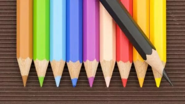 Sernac alertó sobre venta de lápices de colores altamente tóxicos en Barrio Meiggs