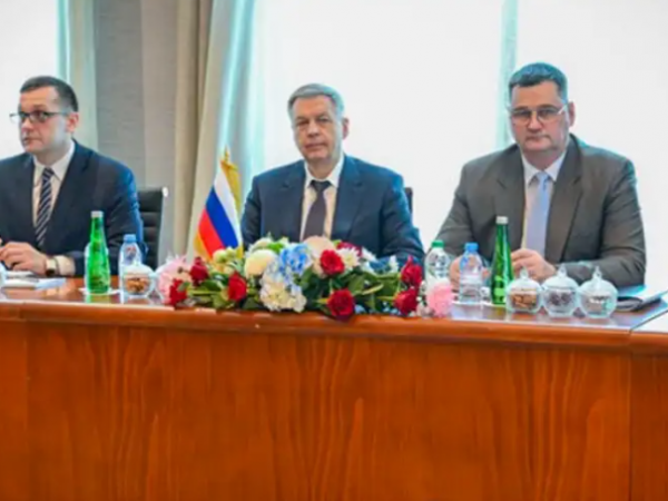 Rusia y Ucrania acuerdan en Abu Dabi canje de prisioneros