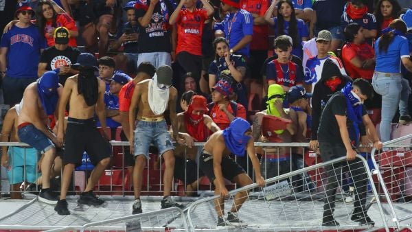 Universidad de Chile anunció querella contra 13 personas por incidentes en el estadio Nacional