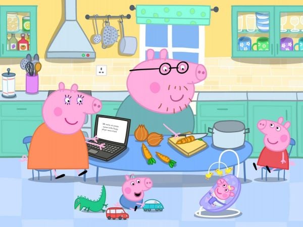 Revelan que hermano menor de Peppa Pig padece de sordera moderada