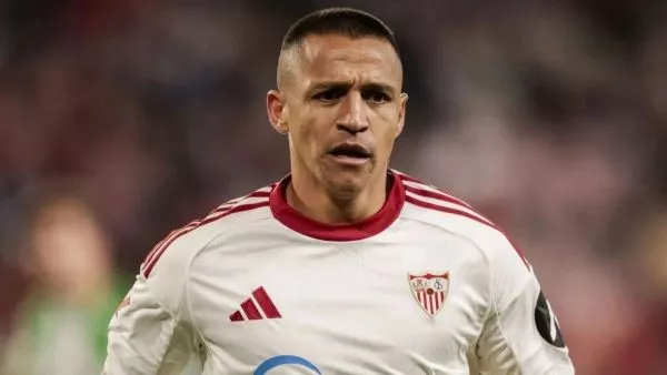 Alexis Sánchez sería suplente ante Girona