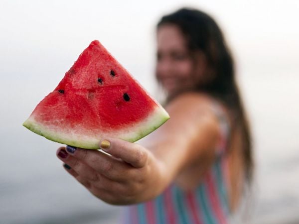 Quiénes según la ciencia no deben comer sandía por ningún motivo
