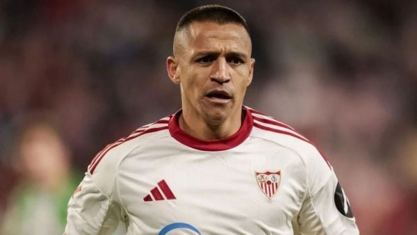 Alexis Sánchez sería suplente ante Girona