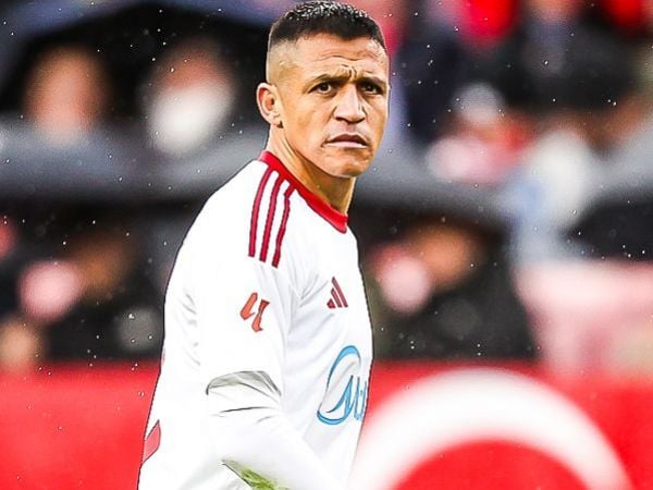 Prensa española destrozó a Alexis Sánchez tras empate de Sevilla