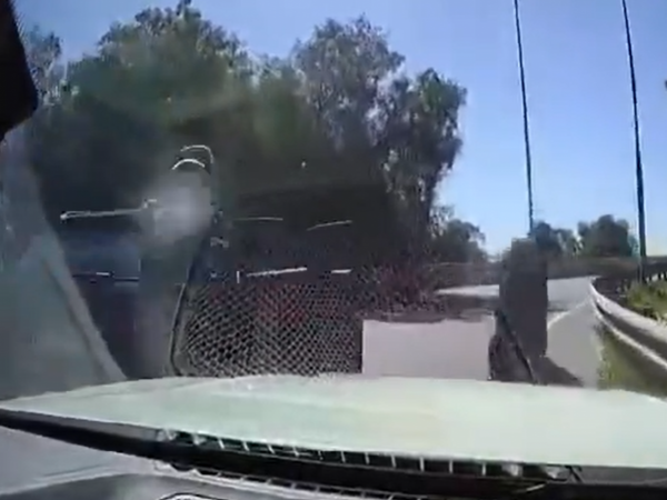 Conductor atropelló a sujeto que intentó hacerle una encerrona en Quilicura.