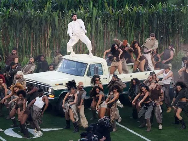 show de Bad Bunny en el Super Bowl