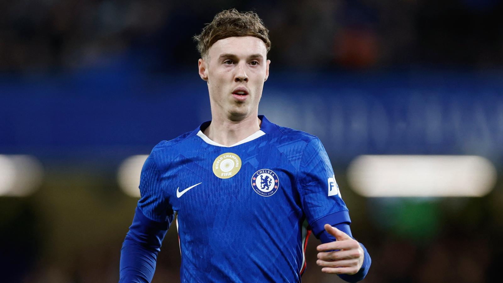 Cole Palmer jugando un partido por el Chelsea