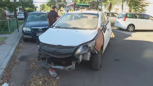 Masivo retiro de vehículos abandonados en Santiago