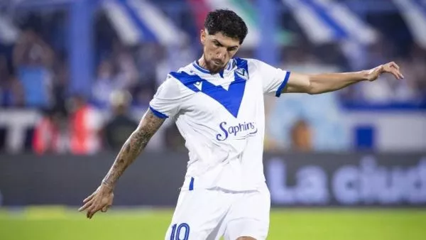 Hinchas de Vélez bautizaron a Diego Valdés con nuevo apodo: 