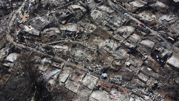 Contraloría detecta mal uso de recursos públicos durante megaincendio en Valparaíso