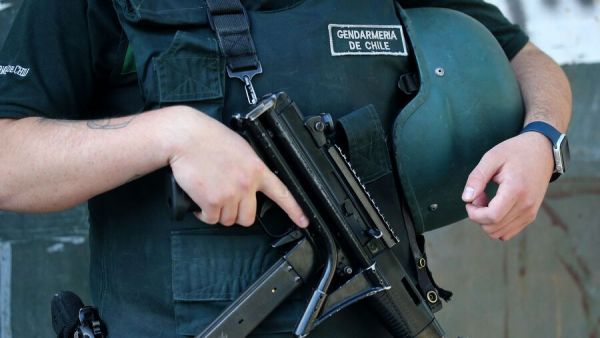 Gendarme muere tras sufrir baleo dentro de cuartel en Iquique