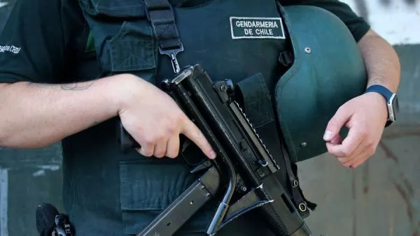 Gendarme muere tras sufrir baleo dentro de cuartel en Iquique