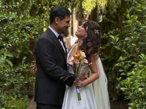Las postales que dejó el matrimonio de exbailarina de rojo: actor de “Élite” fue uno de los invitados