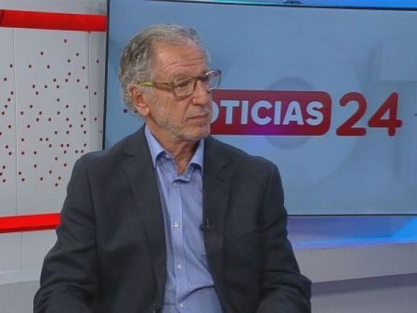 Biministro Álvaro García