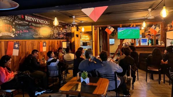 Reconocido local de encuentro en Lastarria cierra sus puertas a menos de tres años de su apertura