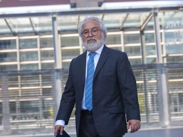 Juzgado acoge petición de defensa de Hermosilla e instruye declaración de fiscal Lorena Parra en calidad de testigo