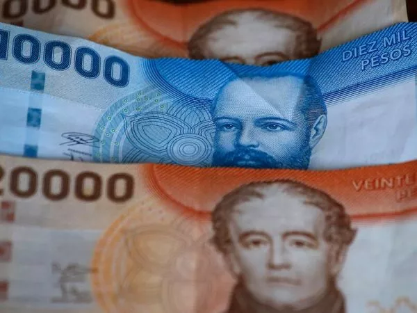 Billetes. Bono al Trabajo de la Mujer