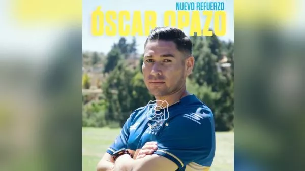 Óscar Opazo siendo presentado como nuevo refuerzo de Everton