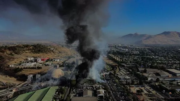 Incendio y explosión en Renca.