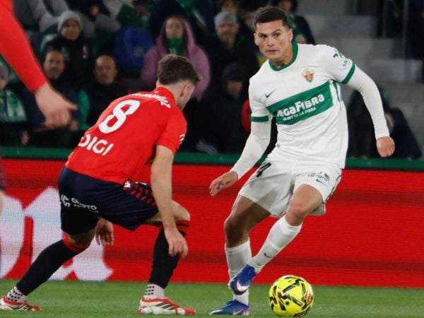 Lucas Cepeda jugando por el Elche