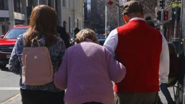 Denuncian rebajas de hasta $100 mil en la PGU tras recálculo aplicado por el IPS