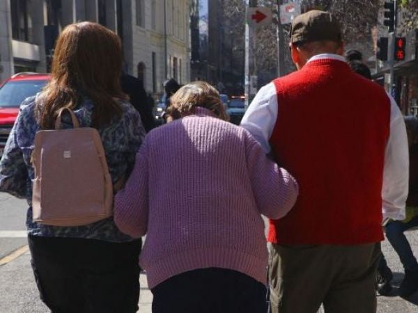 Denuncian rebajas de hasta $100 mil en la PGU tras recálculo aplicado por el IPS