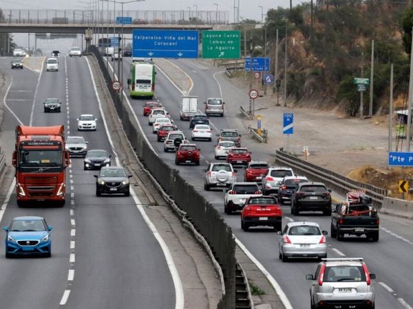 Autos en la calle. Permiso de Circulación