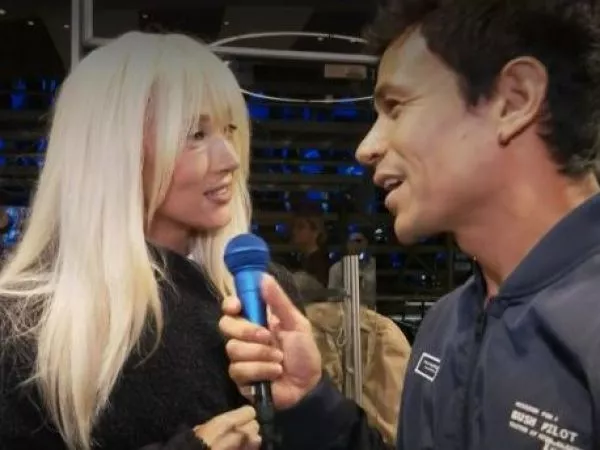 Con beso incluido: El coqueteo de Vesta Lugg y Chapu que no pasapercibido