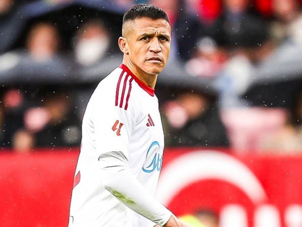 Alexis Sánchez jugando por el Sevilla