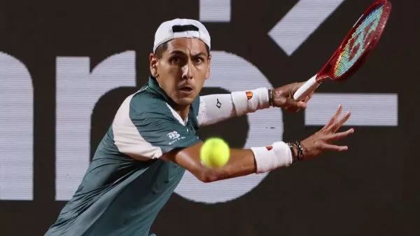 Alejandro Tabilo jugando el ATP 500 de Río