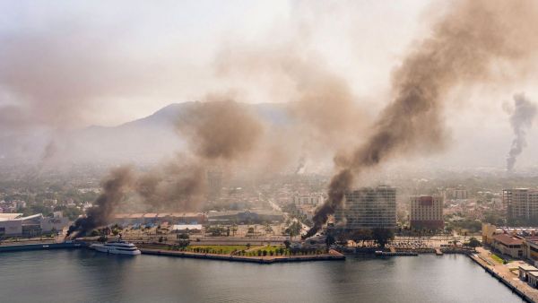 Autoridades reportan fuga de 23 presos en Puerto Vallarta tras operativo contra El Mencho.