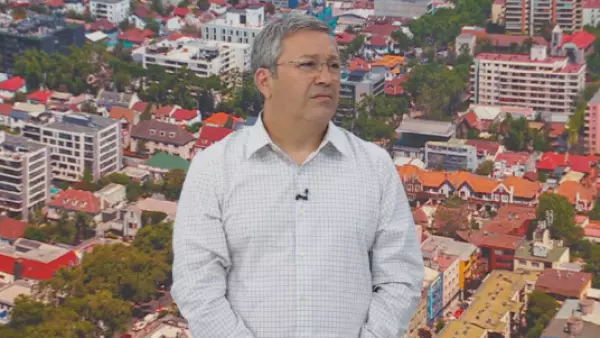Experto por cable submarino China