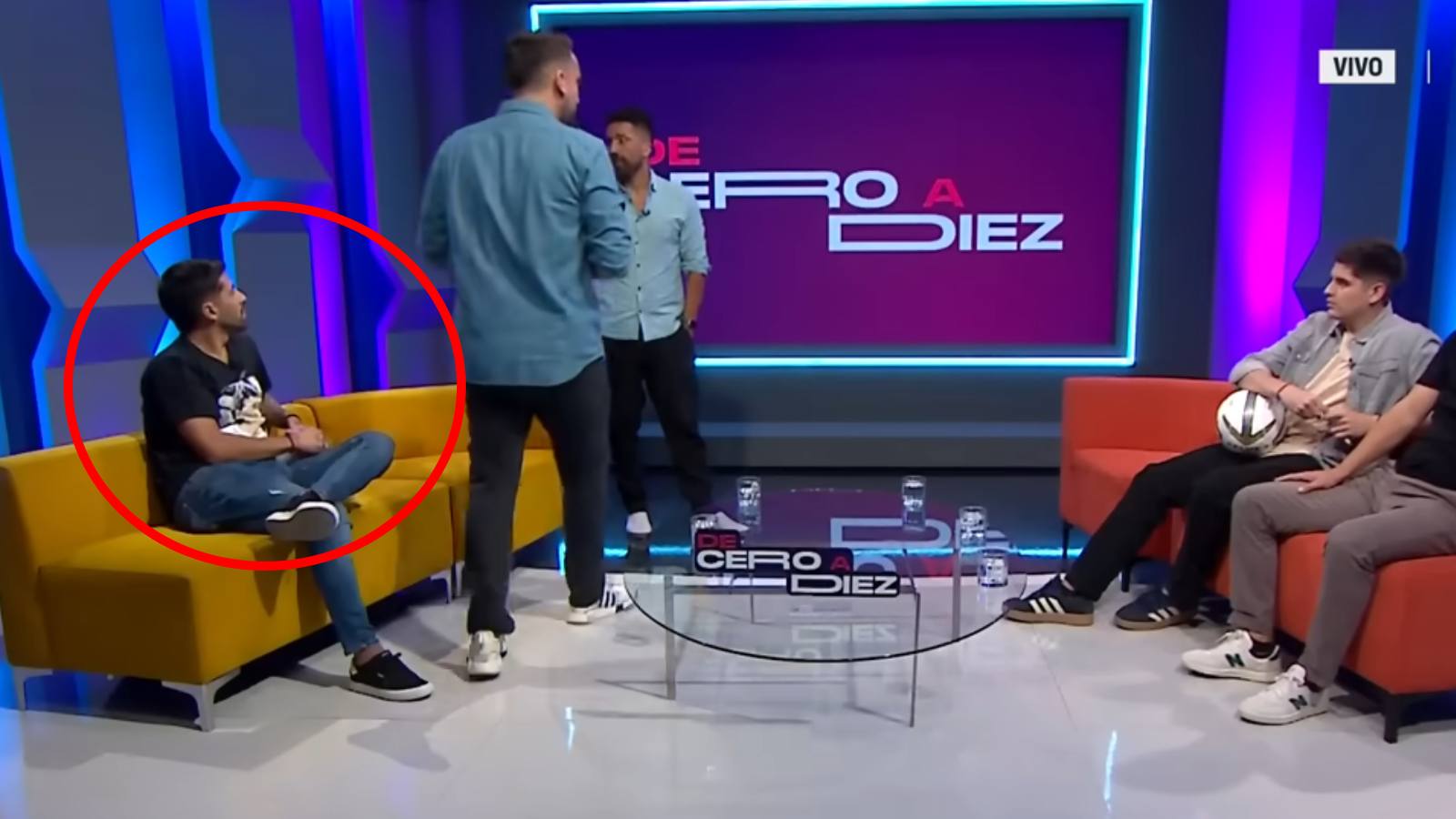 Ramón Fernández filtrando controvertida frase de Matías Zaldivia en un programa de TNT Sports
