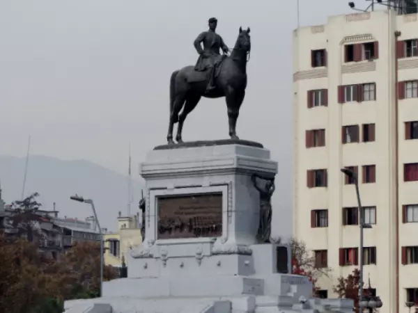 Baquedano regresa a Plaza Italia