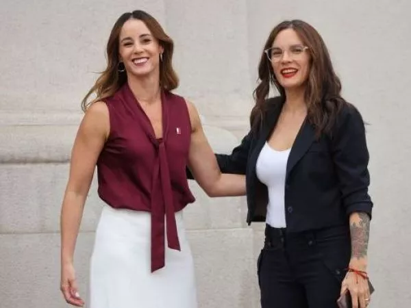 Camila Vallejo Mara Sedini