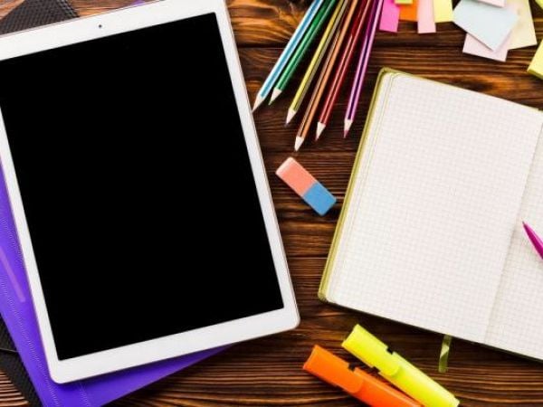 utiles escolares tecnologia