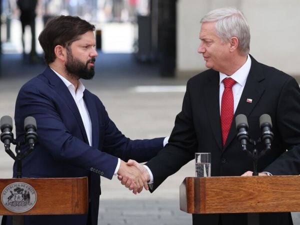 Boric y Kast se reunirán este martes en La Moneda