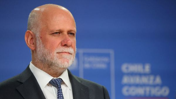 Gobierno dice que Kast reconoció llamado de Boric por cable chino