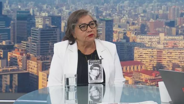 Presidenta de la agrupación de familiares de detenidos desaparecidos, Gaby Rivera.