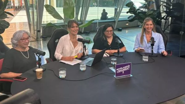 Marcela Sabat en Nivelando la Balanza.