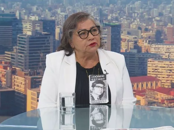 Presidenta de la agrupación de familiares de detenidos desaparecidos, Gaby Rivera.